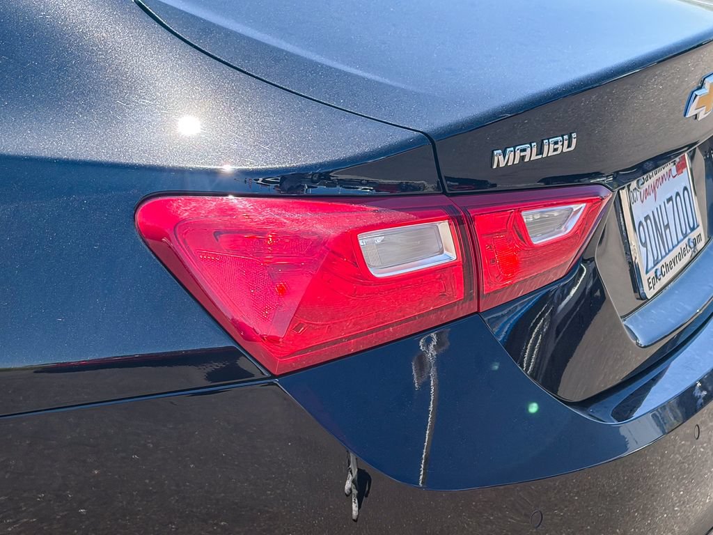 Used 2022 Chevrolet Malibu LS FWD image 18