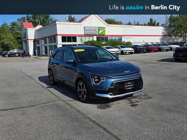 Certified 2025 Kia Niro SX Touring