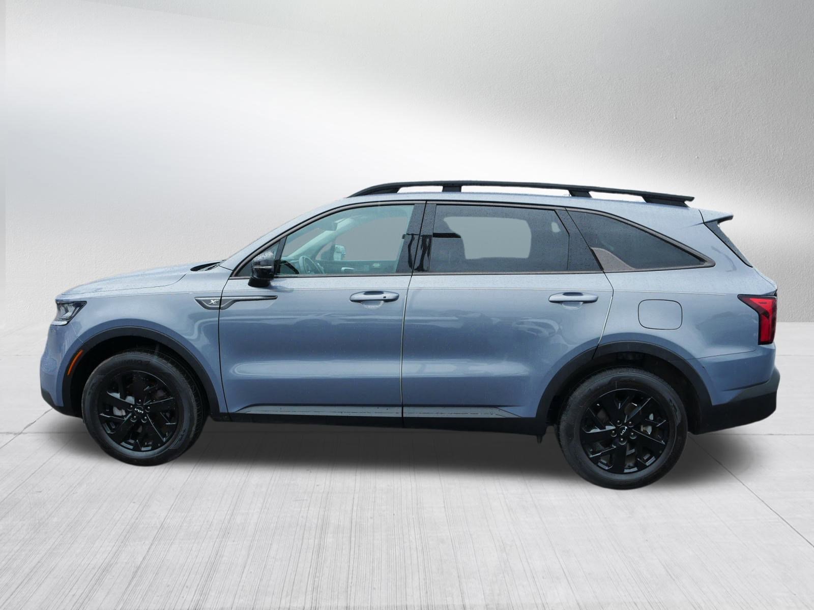 Certified 2022 Kia Sorento S w/ Panoramic Sunroof Package image 4