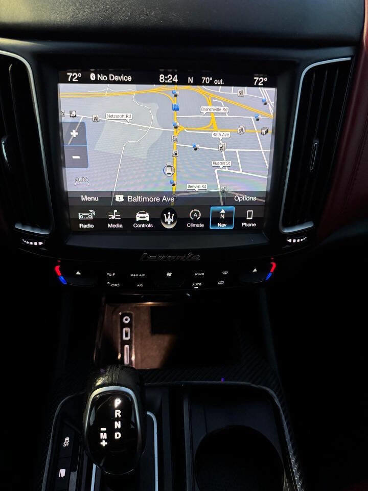 Used 2018 Maserati Levante image 23