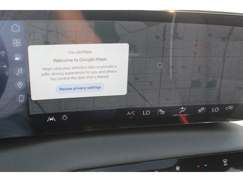 New 2026 Buick Enclave Sport Touring w/ Power Package image 3