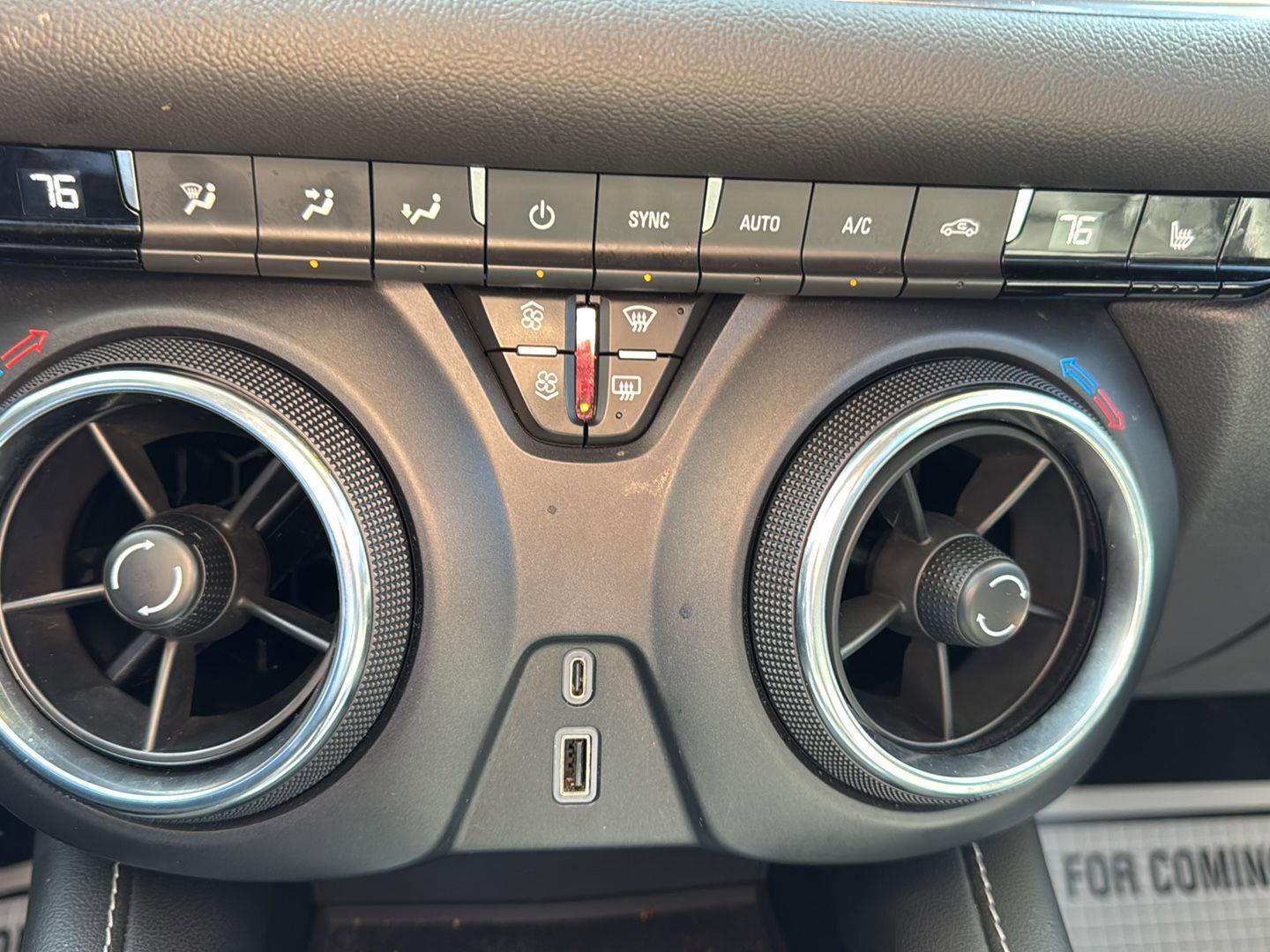 Used 2025 Chevrolet Blazer LT image 15