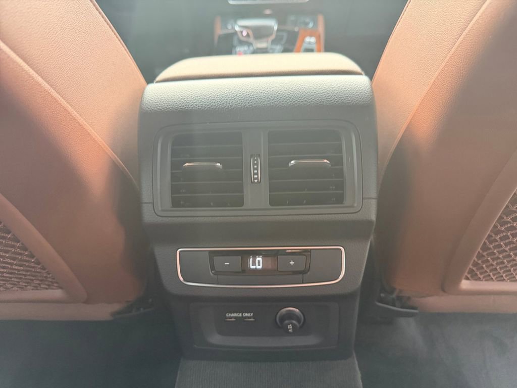 Used 2022 Audi Q5 2.0T Premium Plus w/ Premium Plus Package image 29