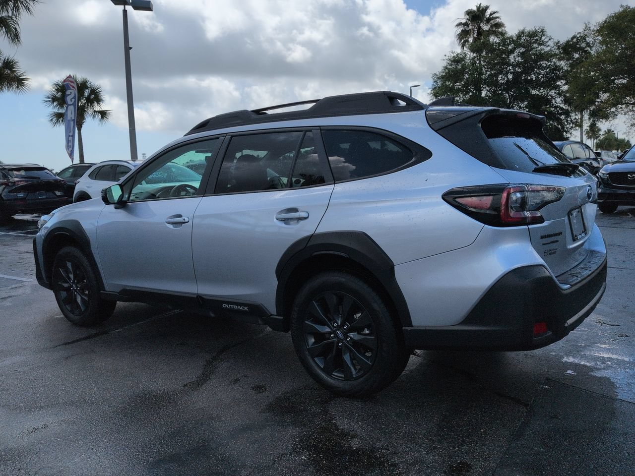 Used 2024 Subaru Outback Onyx Edition XT AWD/4WD image 6