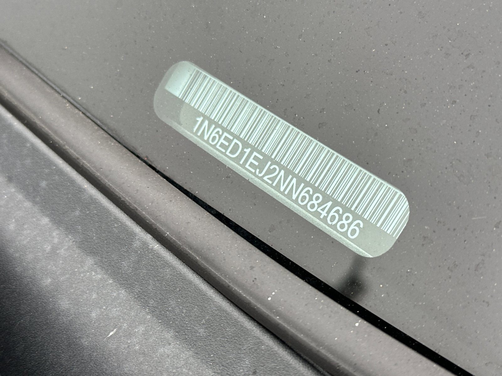 Used 2022 Nissan Frontier SV image 3