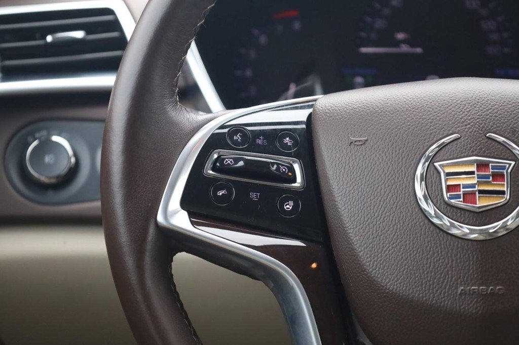 Used 2015 Cadillac SRX Premium FWD image 10
