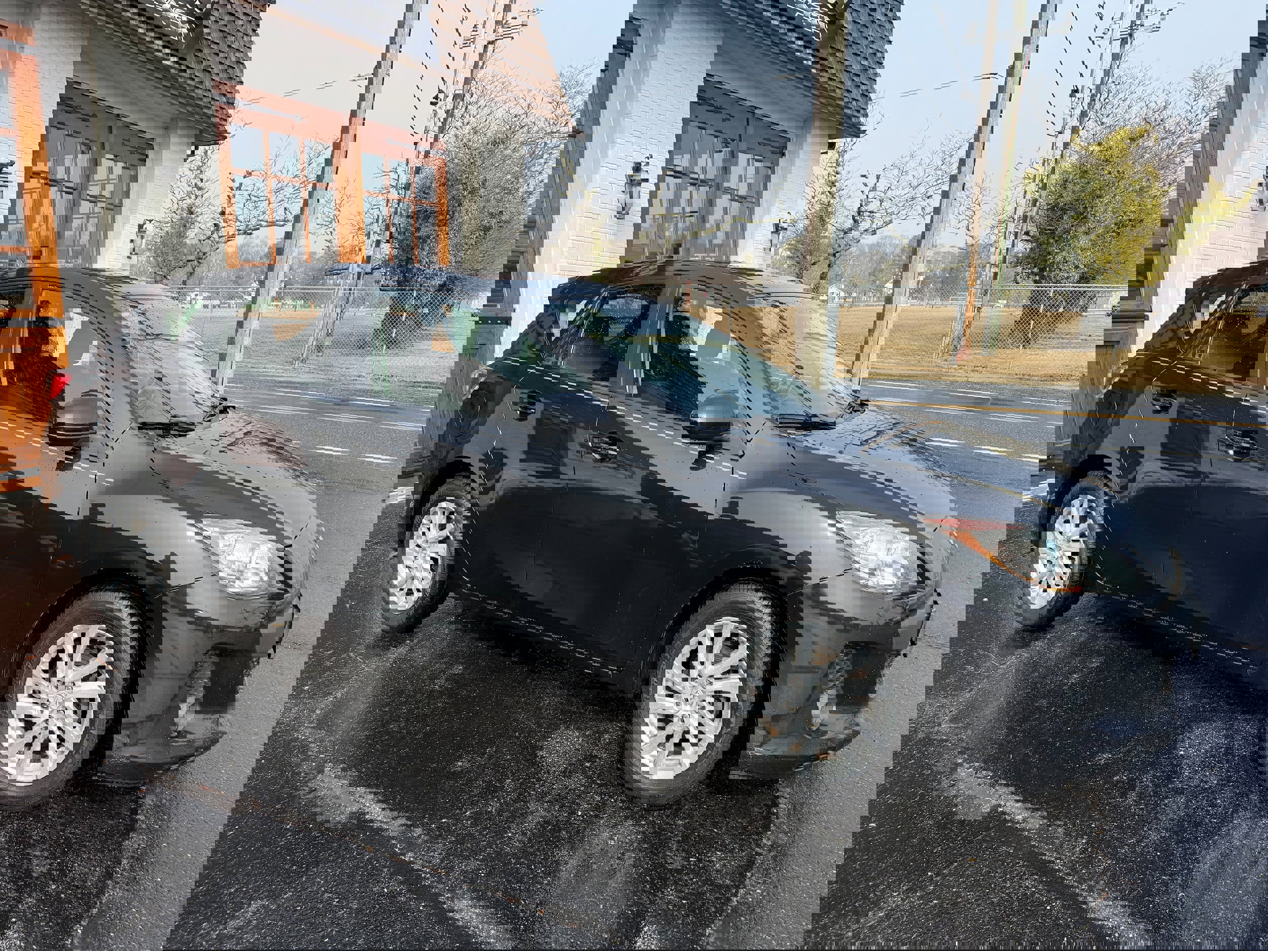 Used 2012 MAZDA MAZDA3 i Touring image 2