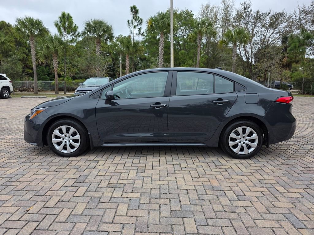 Used 2026 Toyota Corolla LE image 8