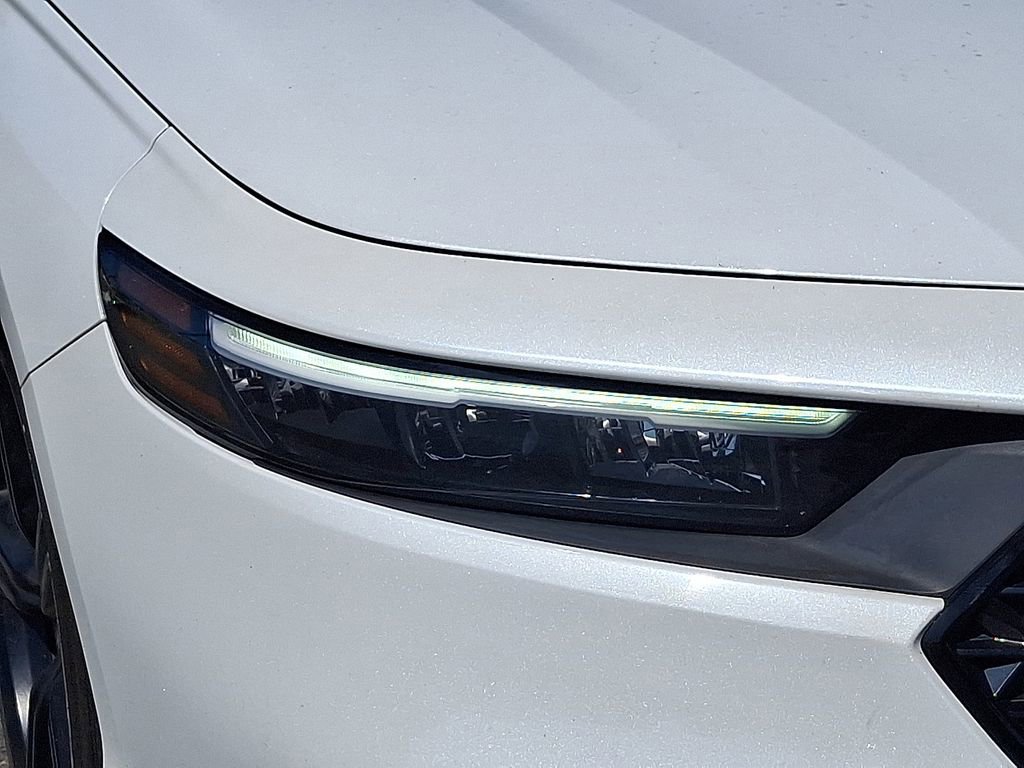 Used 2023 Honda Accord Sport image 10