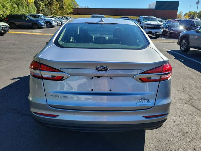 Used 2020 Ford Fusion SE image 6