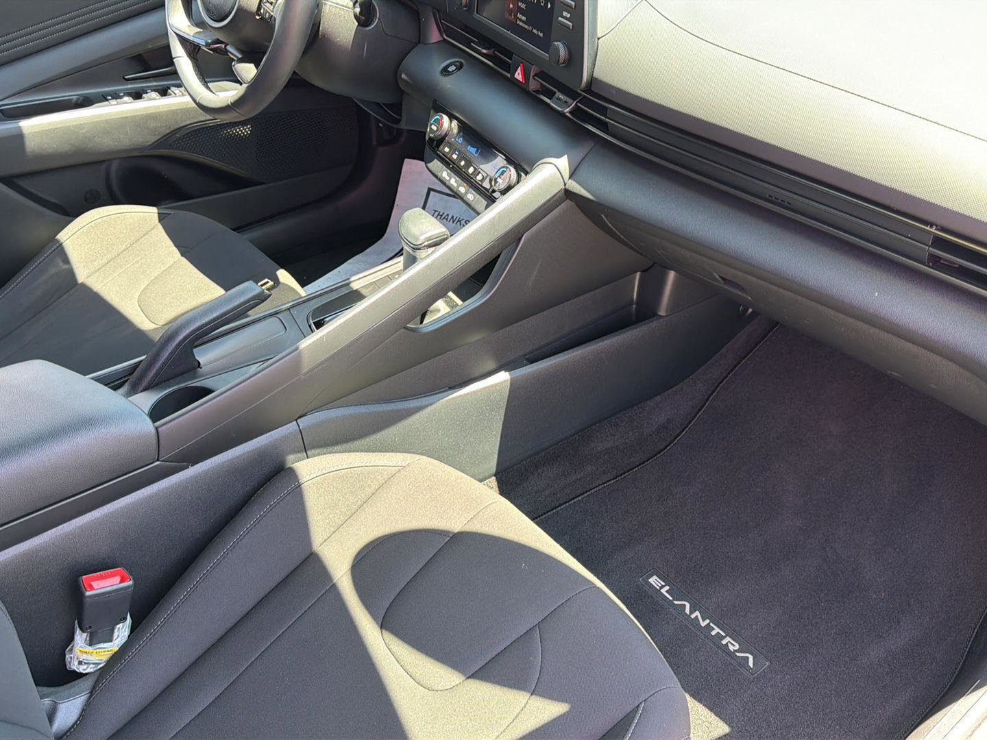 Used 2025 Hyundai Elantra Sport FWD image 6