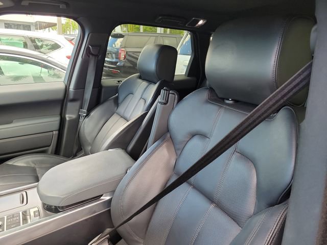 Used 2015 Land Rover Range Rover Sport HSE image 9