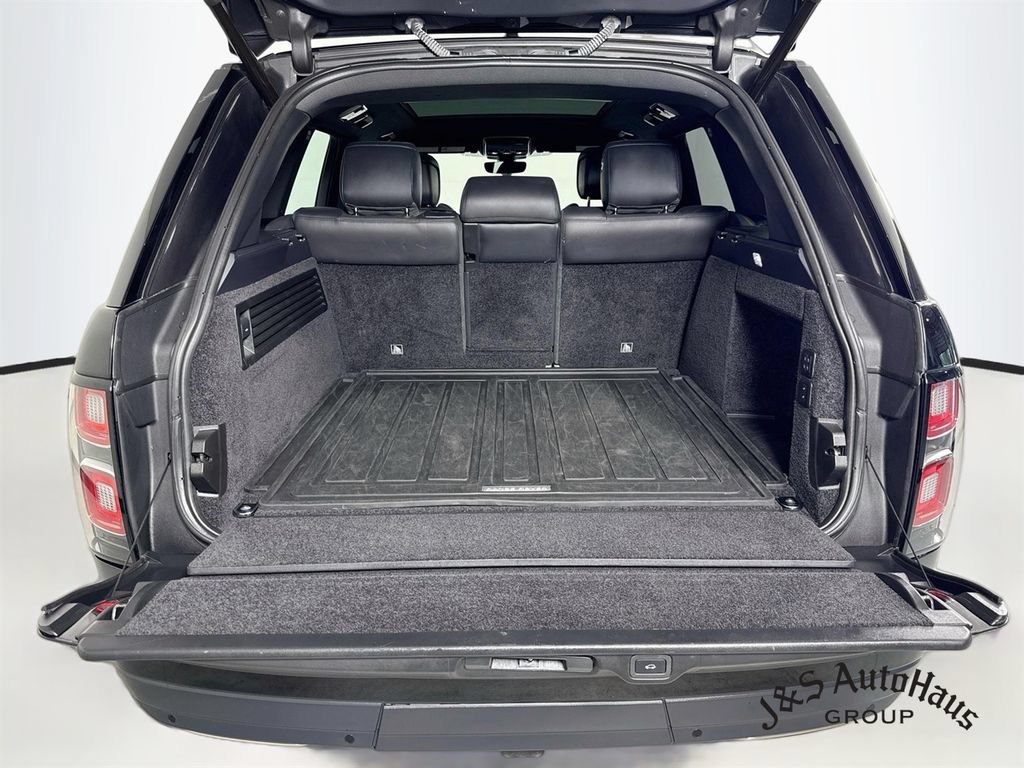 Used 2019 Land Rover Range Rover Supercharged AWD/4WD image 34