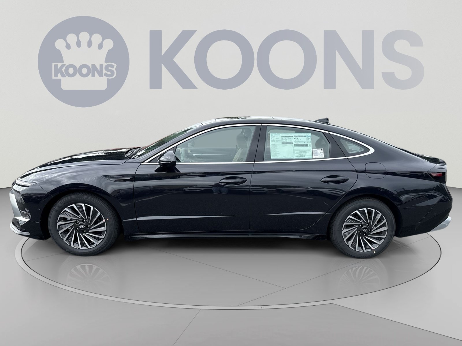 New 2026 Hyundai Sonata Limited FWD image 2
