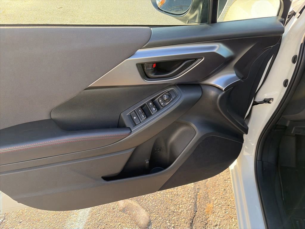 Used 2025 Subaru Impreza 2.0i Sport image 11