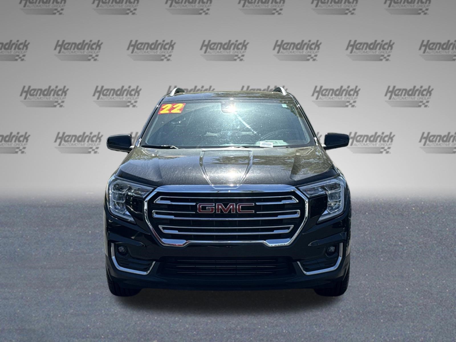 Used 2022 GMC Terrain SLT w/ LPO, Floor Liner Package image 3