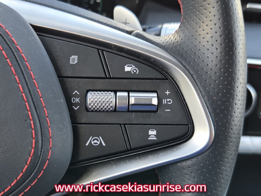 Used 2024 Genesis GV70 2.5T w/ Sport Prestige Package AWD/4WD image 22