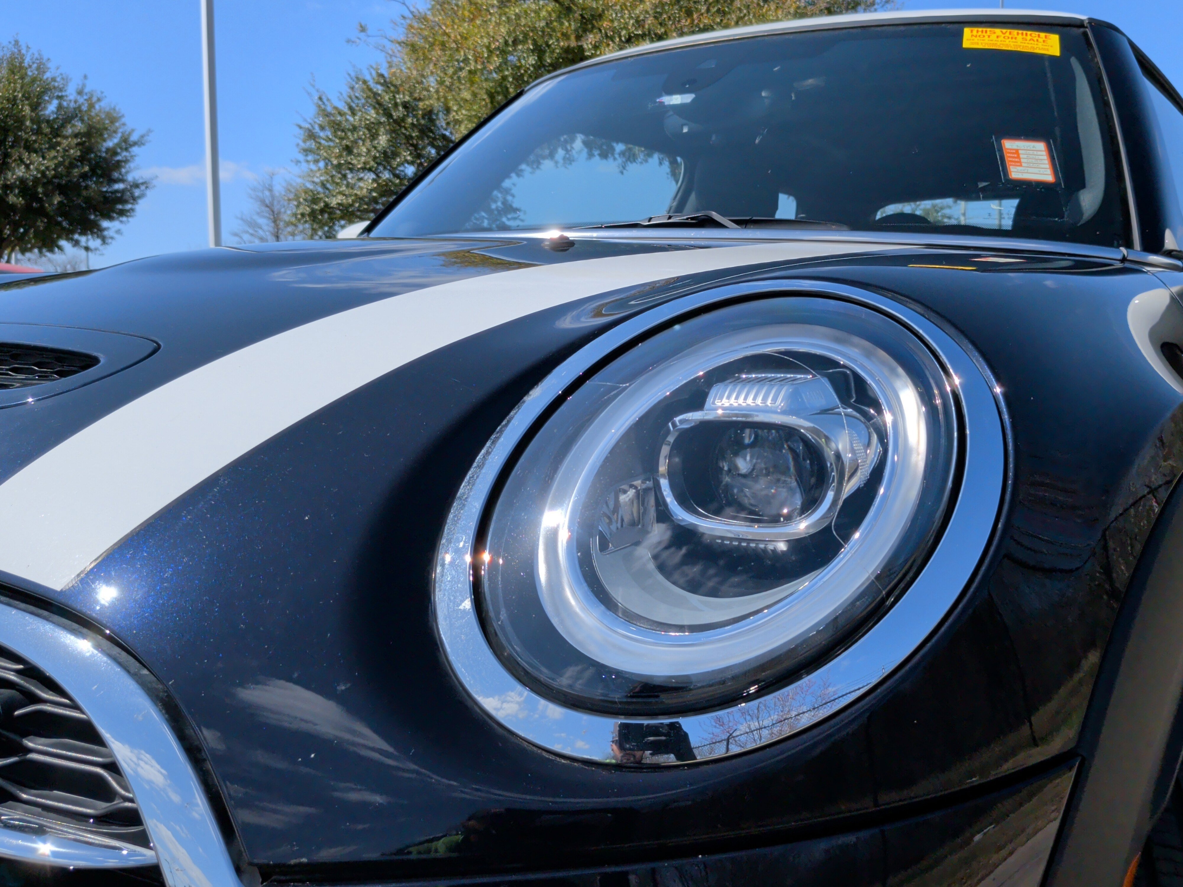 Used 2021 MINI Cooper S w/ Driver Assistance Package image 3