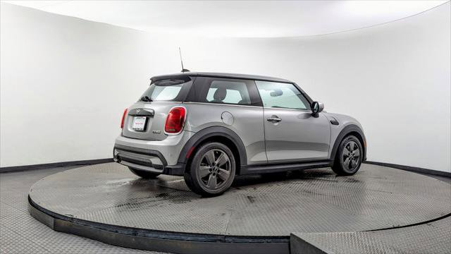 Used 2024 MINI Cooper 2-Door Hardtop image 8