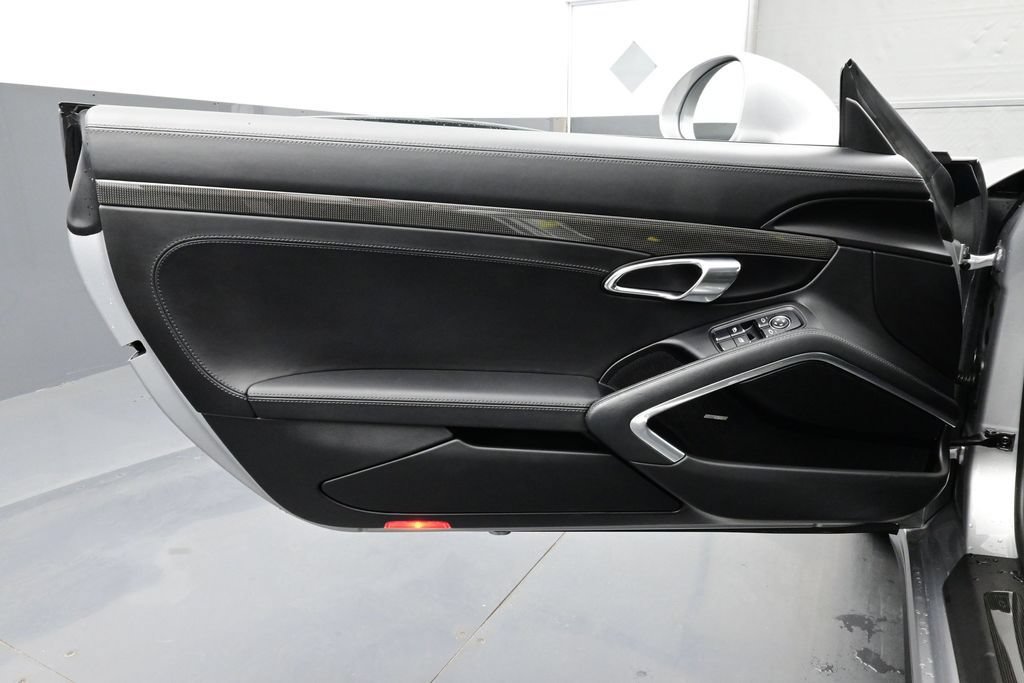 Used 2018 Porsche 911 GT3 RWD image 7