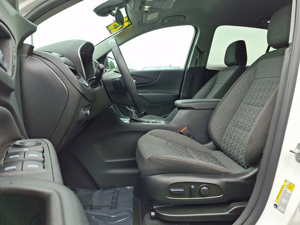 Used 2023 Chevrolet Equinox LT FWD image 13