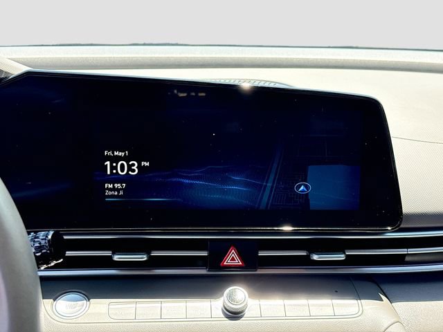 Certified 2025 Hyundai Elantra SEL w/ Cargo Package FWD image 15