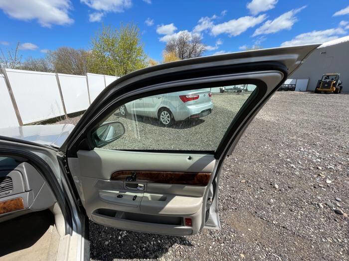 Used 2007 Mercury Grand Marquis LS RWD image 30