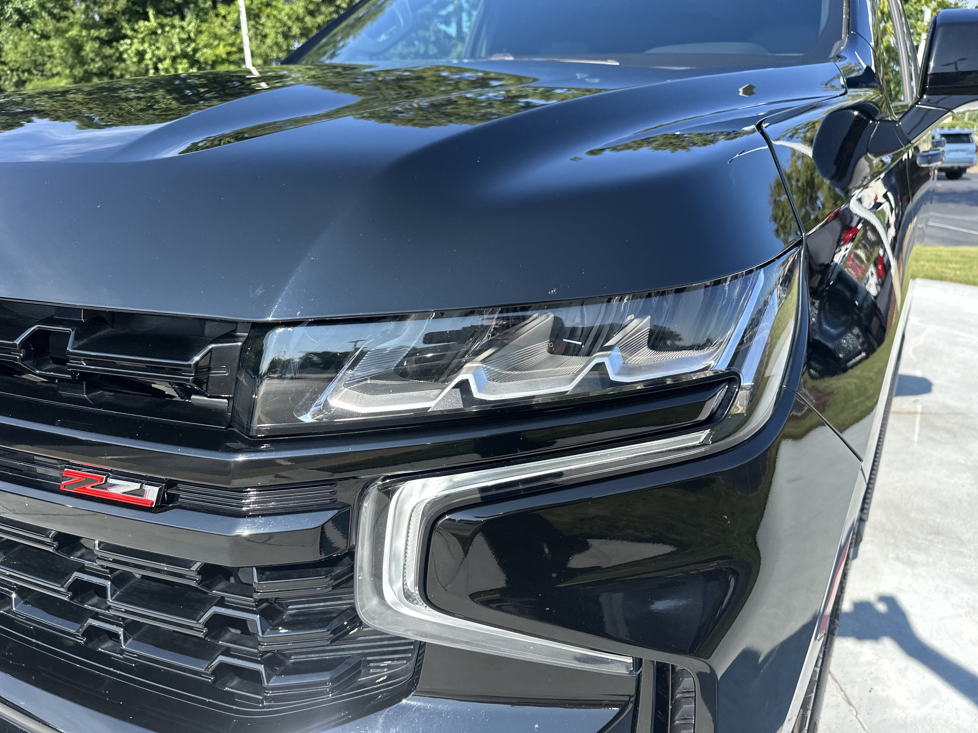 Used 2024 Chevrolet Tahoe Z71 w/ Luxury Package AWD/4WD image 6