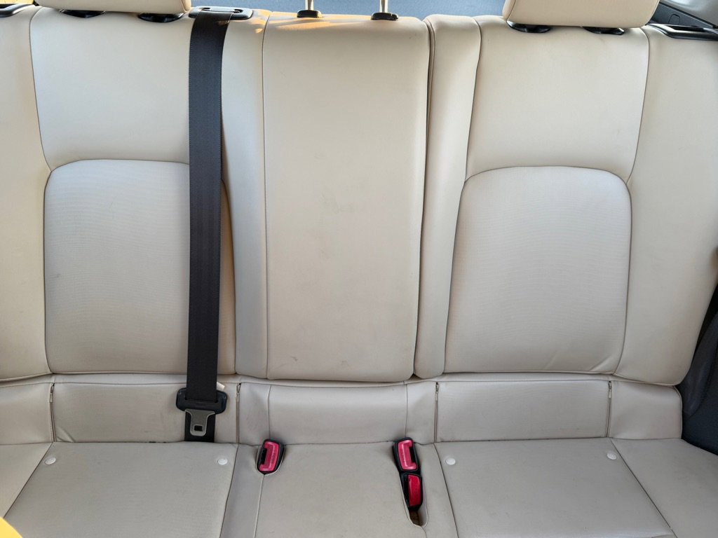 Used 2012 Lexus CT 200h Premium image 17