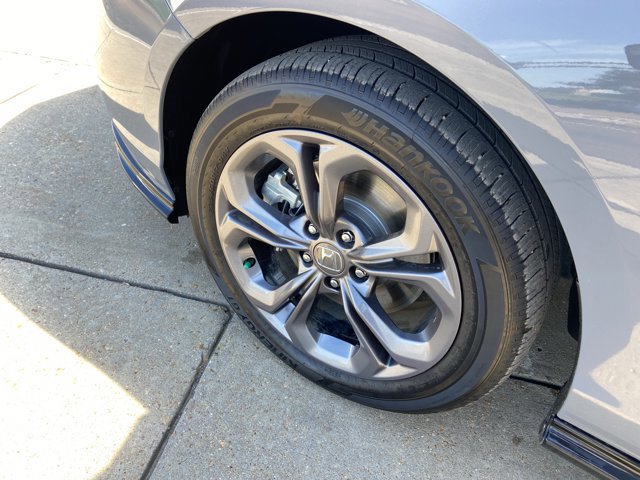 Used 2025 Honda Accord EX-L image 25
