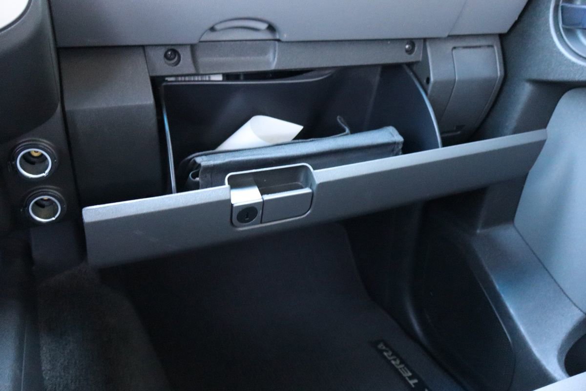 Used 2015 Nissan Xterra S image 36