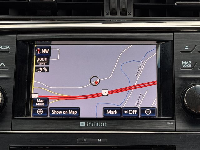 Used 2014 Toyota Avalon Limited FWD image 22
