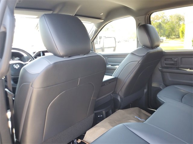 New 2026 RAM 3500 Tradesman w/ Chrome Appearance Group image 11