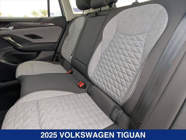 Certified 2025 Volkswagen Tiguan S FWD image 19