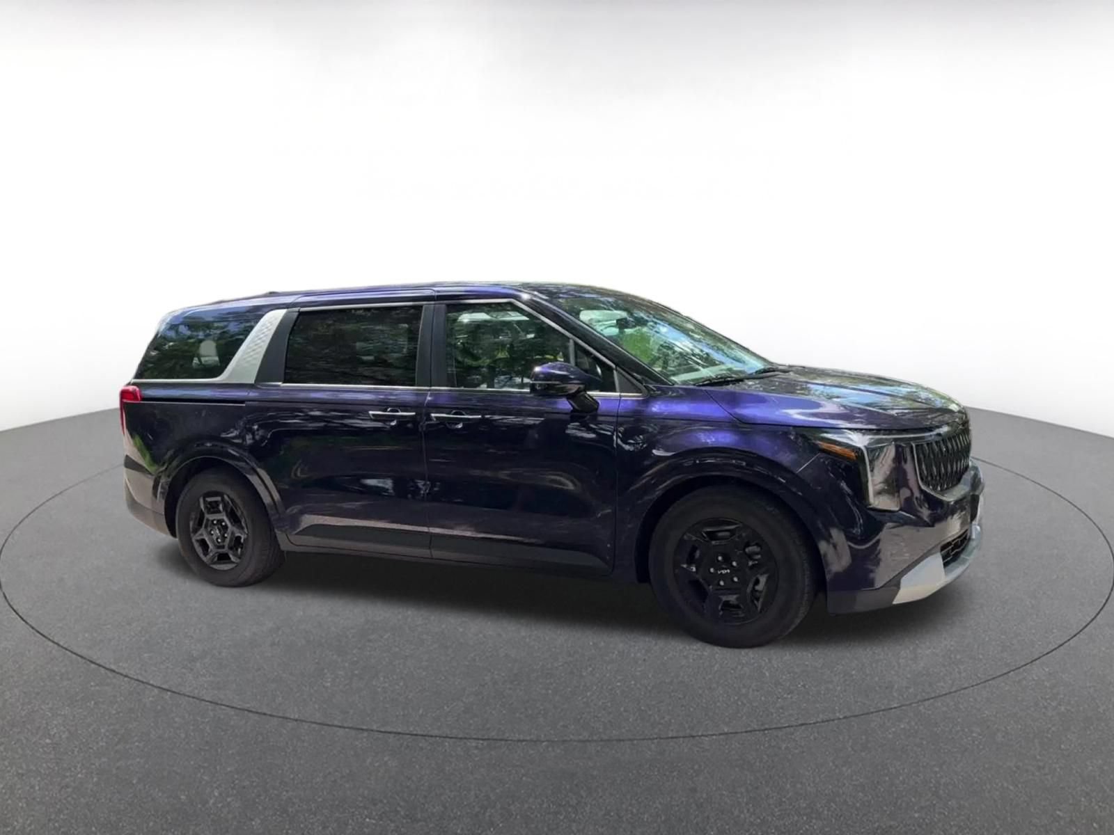 Used 2026 Kia Carnival FWD video 2