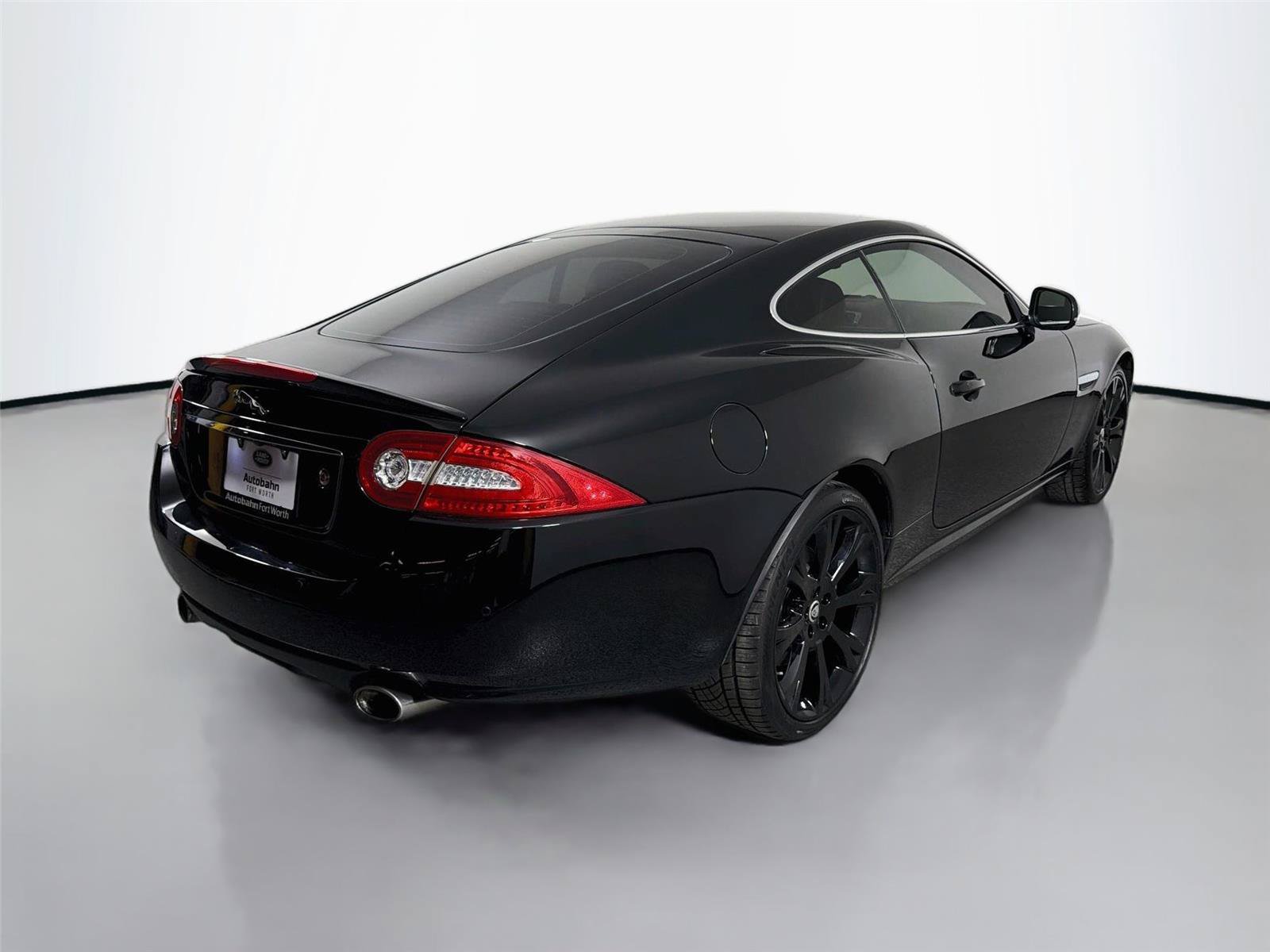 Used 2013 Jaguar XK Coupe RWD image 5
