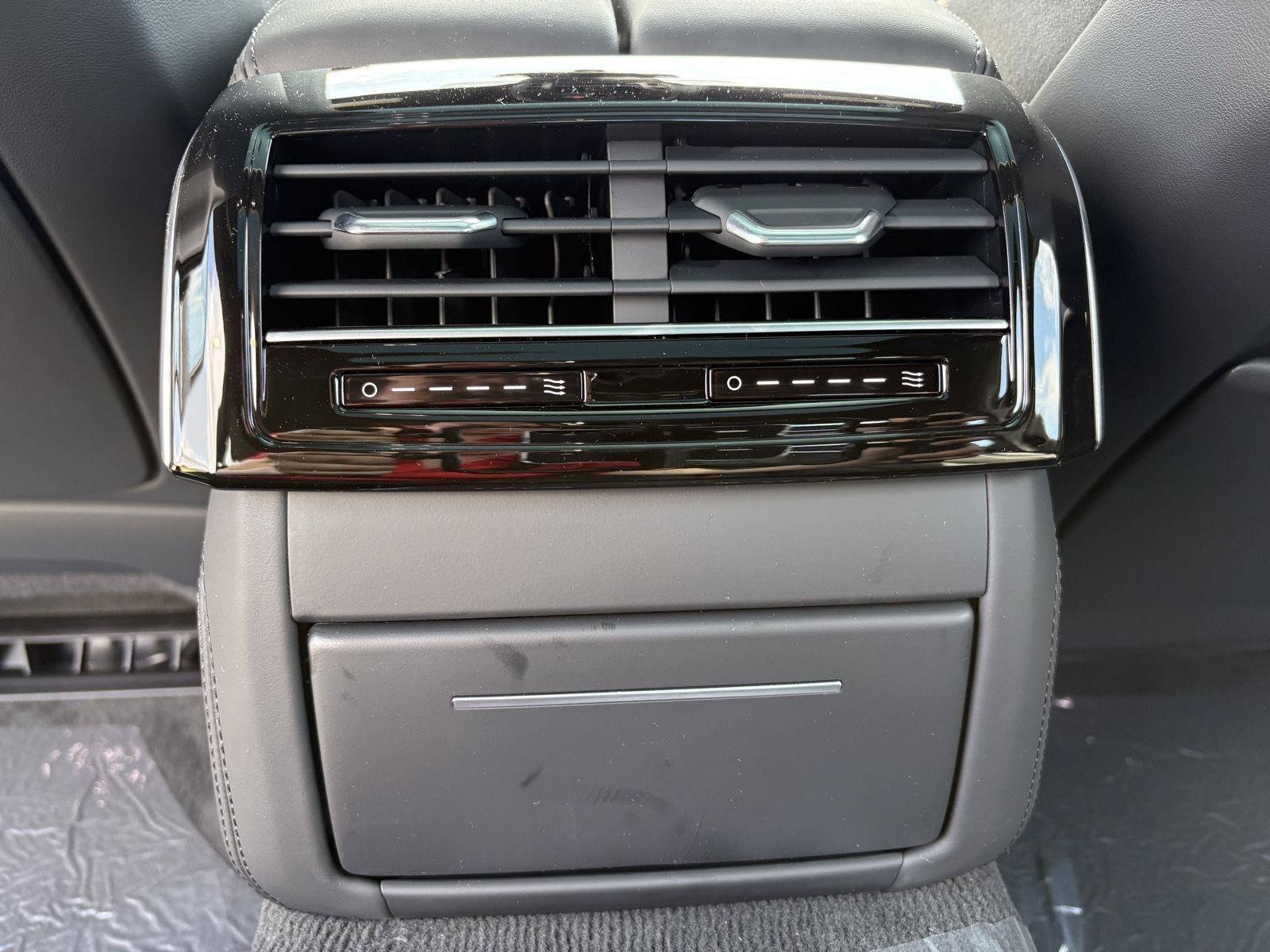 New 2026 Audi A8 L 3.0T AWD/4WD image 23