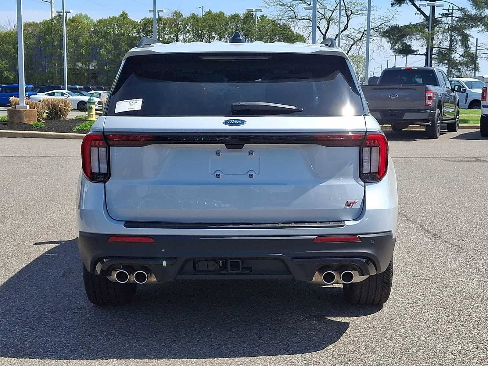 New 2026 Ford Explorer ST w/ Sun And Sound Package AWD/4WD image 5