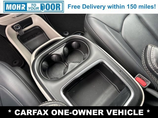 Used 2024 Chrysler Pacifica Touring-L image 20