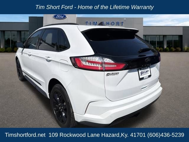 Used 2022 Ford Edge SE w/ Black Appearance Package AWD/4WD image 9