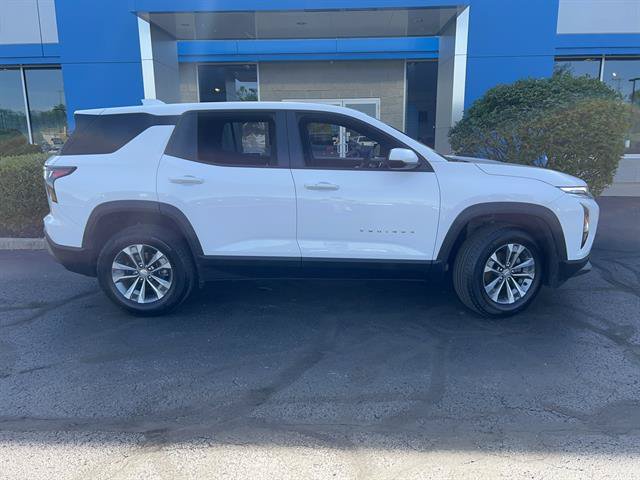 Used 2025 Chevrolet Equinox LT AWD/4WD image 8