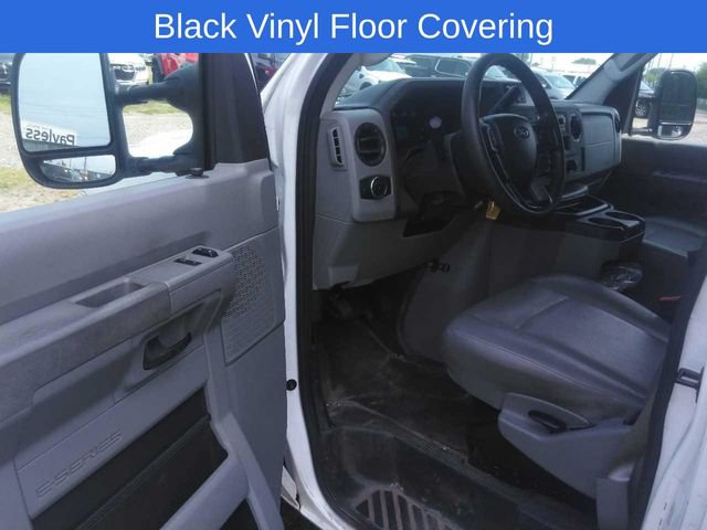 Certified 2024 Ford E-450 and Econoline 450 Super Duty w/ Power Windows & Locks Group RWD image 6