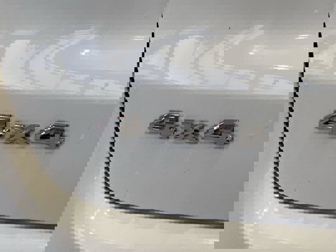 Used 2018 Jeep Compass Latitude w/ Popular Equipment Group AWD/4WD image 11