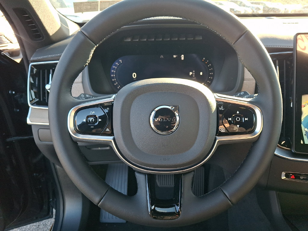 New 2027 Volvo XC90 B6 Plus AWD/4WD image 17