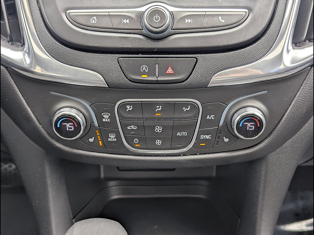 Used 2023 Chevrolet Equinox LT AWD/4WD image 34