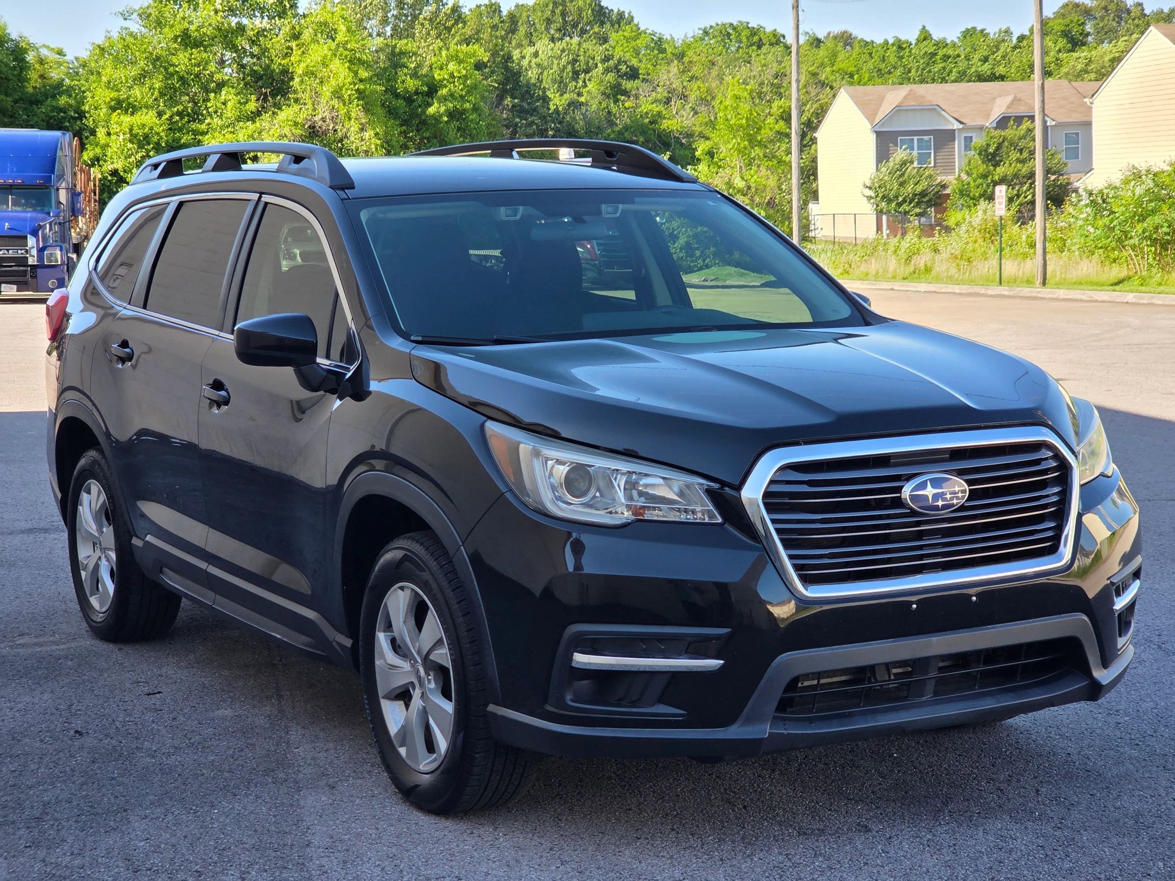 Used 2019 Subaru Ascent 8-Passenger image 3