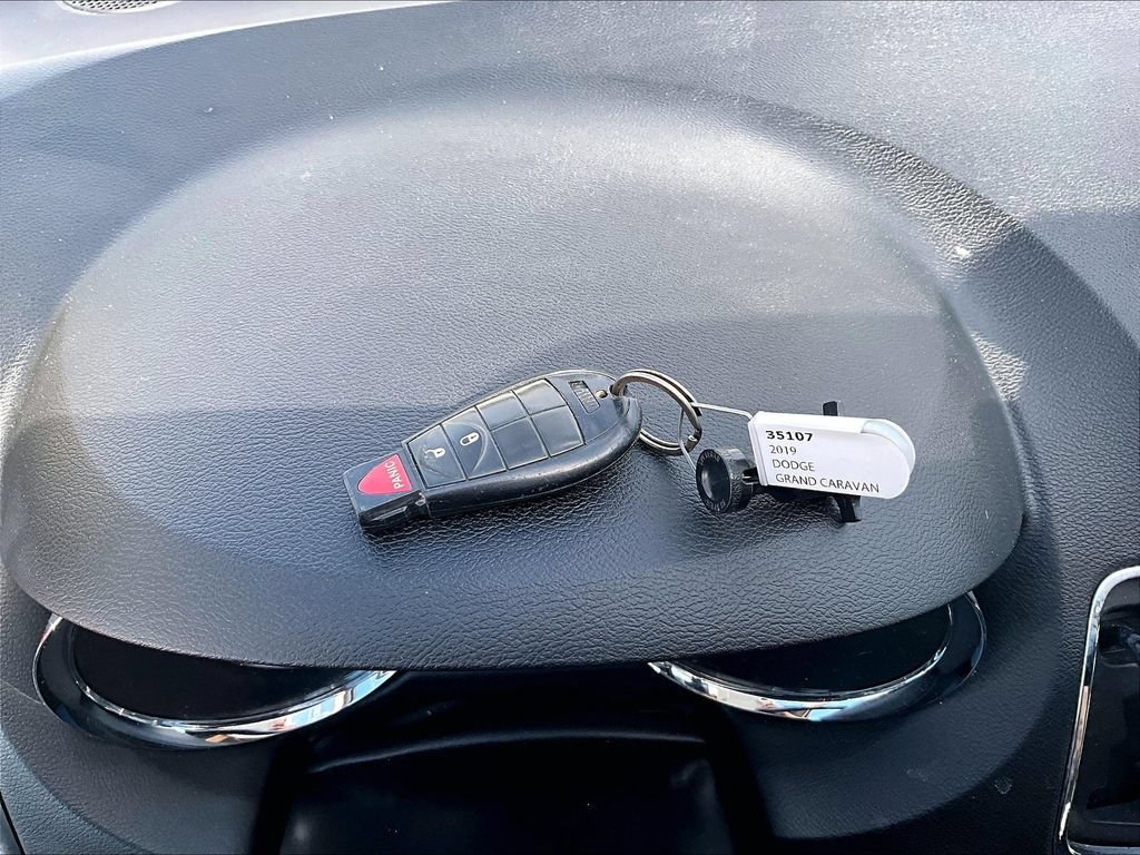 Used 2019 Dodge Grand Caravan SE FWD image 11