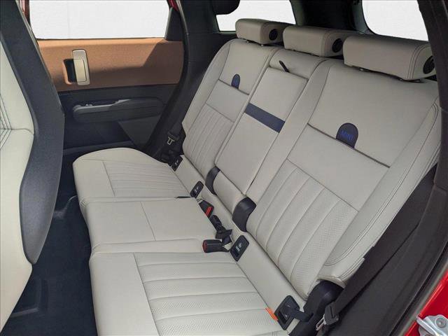 Used 2025 MINI Cooper Countryman S w/ Comfort Package Max image 16