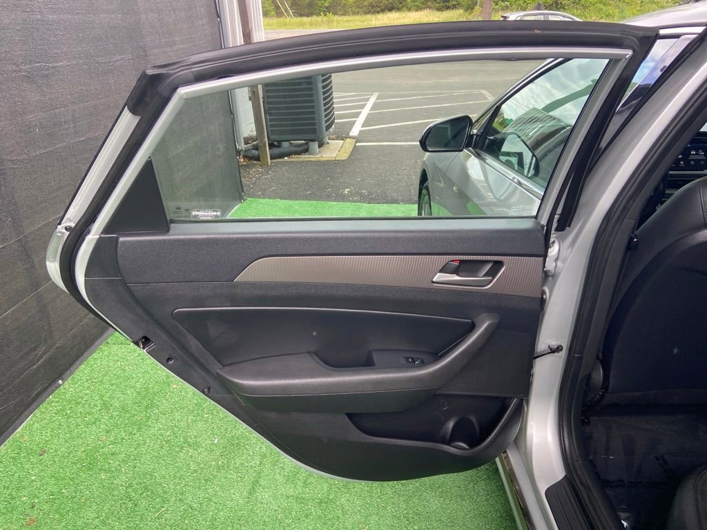 Used 2018 Hyundai Sonata Sport FWD image 23