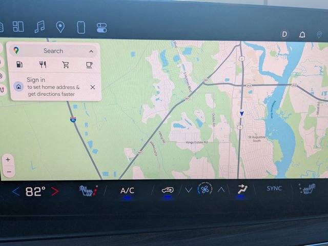 Used 2025 Chevrolet Tahoe LT image 23